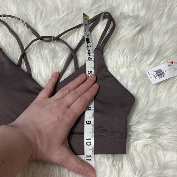 ✨✨NWT Old Navy Light Brown Sports Bra Light Support Removable Cups Size XS - Picture 8 of 15